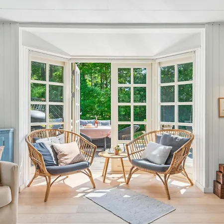 Cozy Boeslum Ideal For Families, Close To And Nature エーベルトフト